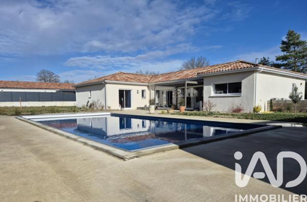 Maison à vendre 7 pièces 204 m² Castres