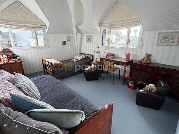 Vente Maison250 m² - 8 Pièces - LOUDEAC (22600)