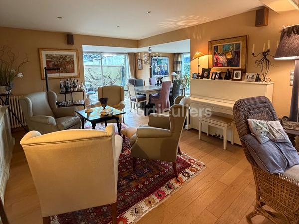 Vente Maison250 m² - 8 Pièces - LOUDEAC (22600)