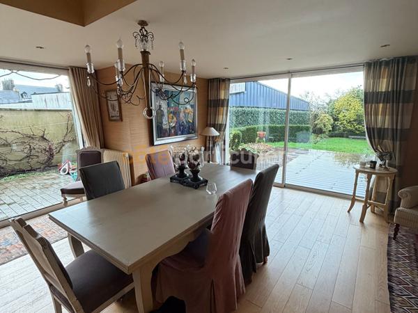 Vente Maison250 m² - 8 Pièces - LOUDEAC (22600)