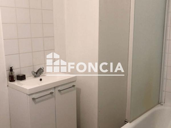 Location Appartement 3 pièces 52.64 m² - 7 PLACE DES MARRONNIERS Blesmes 02400