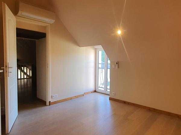 ENSEMBLE DE 2 MAISONS À VENDRE À COUFFY