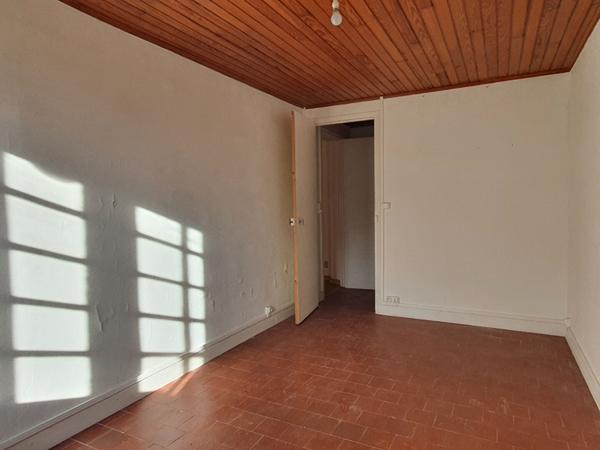 ENSEMBLE DE 2 MAISONS À VENDRE À COUFFY