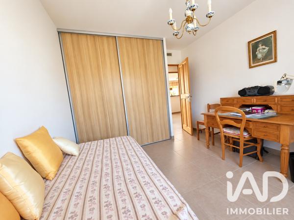 Maison à vendre 4 pièces 83 m² Peyrolles-en-Provence