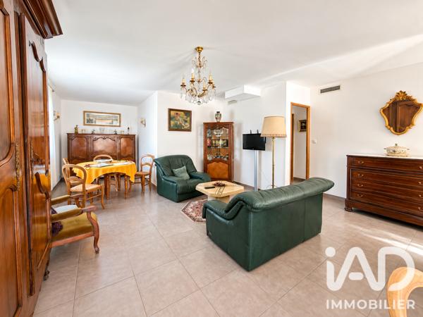 Maison à vendre 4 pièces 83 m² Peyrolles-en-Provence