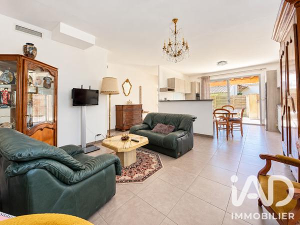 Maison à vendre 4 pièces 83 m² Peyrolles-en-Provence