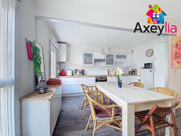 Roanne (42300) A VENDRE- ROANNE CENTRE - APPARTEMENT AVEC EXTERIEUR ET GARAGE