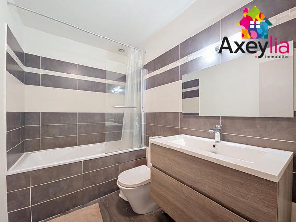 Roanne (42300) A VENDRE- ROANNE CENTRE - APPARTEMENT AVEC EXTERIEUR ET GARAGE