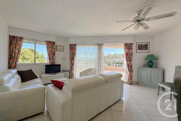 Appartement T4 à vendre  4 pièces - 74 m2 CAVALAIRE SUR MER - 83