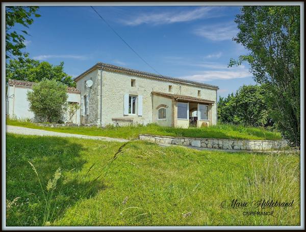 Maison en pierre de 120m² avec gite de 42m² - Terrain : + de 8000m²