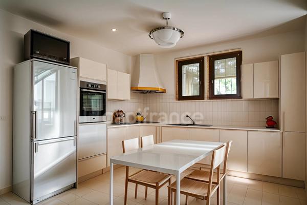 MAISON DE 142m2 SUR PARC DE 4000 m2 A 10 MINUTES D'AGEN (47)