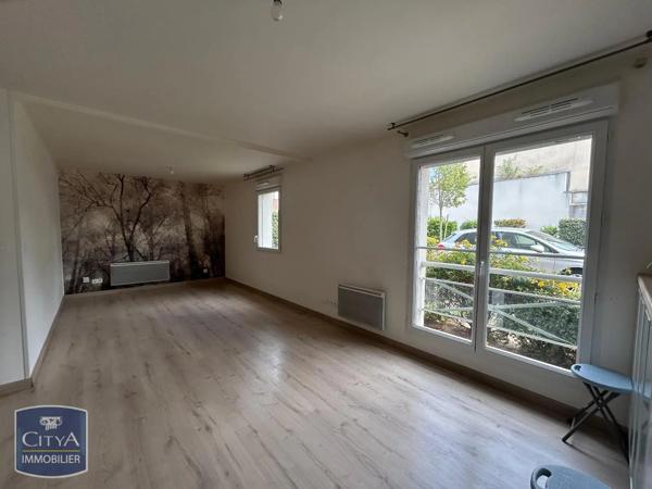 Appartement à louer 2 pièces 57.68m² Le Petit-Quevilly (76140)
