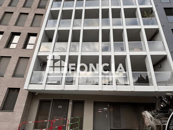 Location Parking - AV VERCINGETORIX Clermont-ferrand 63000