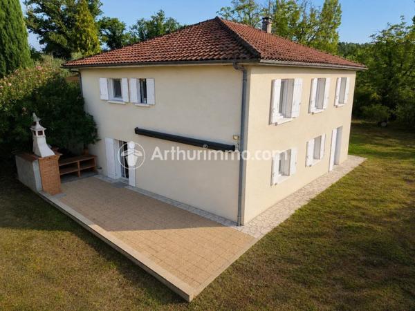 Vente                                                      Maison
                        
                     7 pièces                      179 m2                     à Saint-Astier