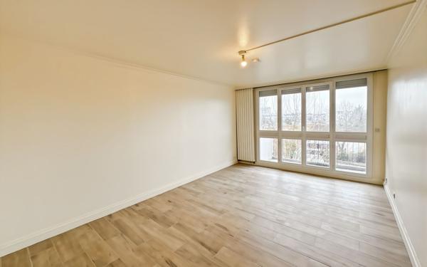 Appartement à louer    3 pièces • 63,82 m2 Corbeil-Essonnes