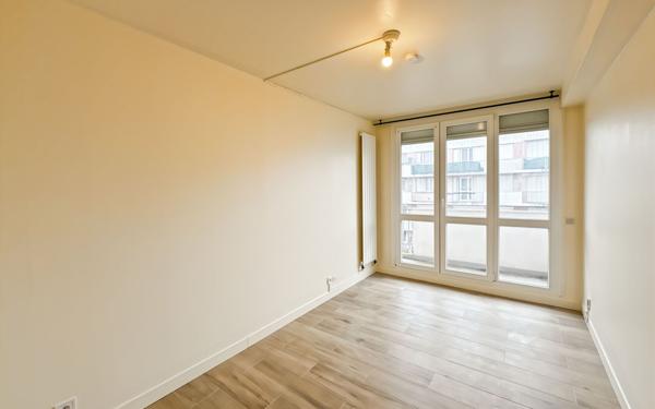 Appartement à louer    3 pièces • 63,82 m2 Corbeil-Essonnes