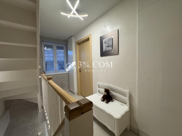 Appartement 5 pièce(s) 3 chambre(s) 111 m²