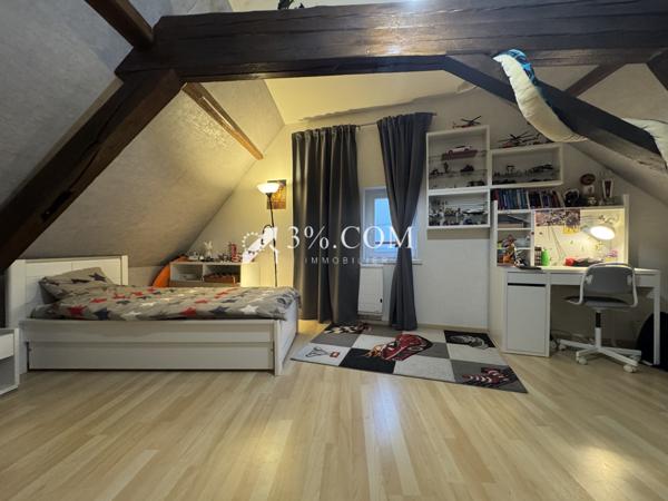 Appartement 5 pièce(s) 3 chambre(s) 111 m²