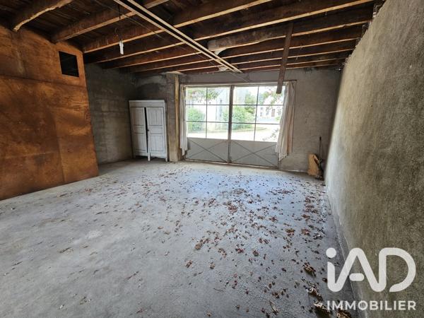 Immeuble à vendre 310 m² Servant