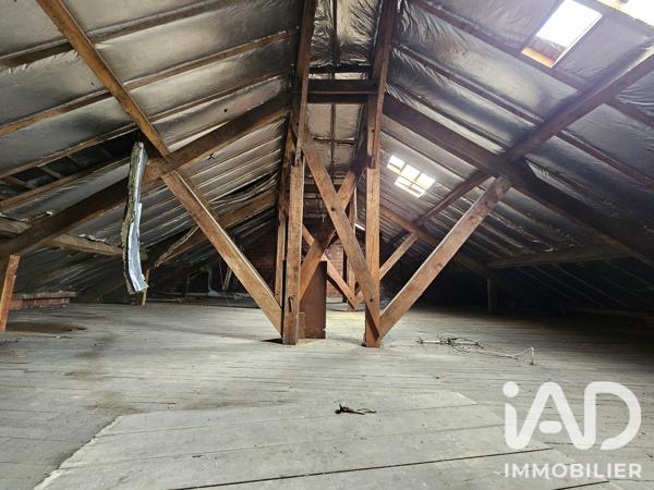 Immeuble à vendre 310 m² Servant