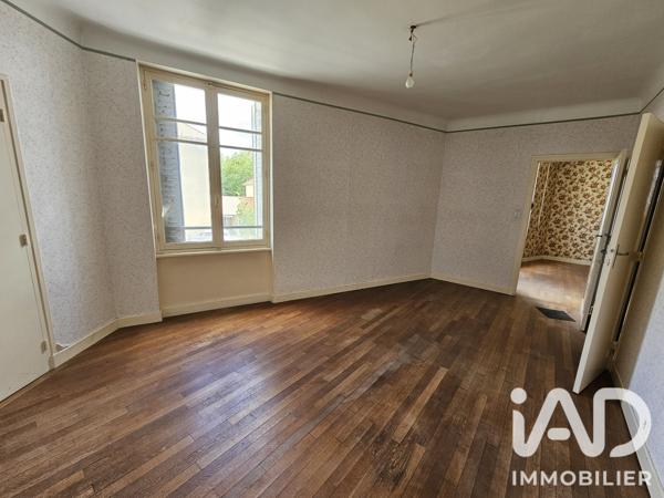 Immeuble à vendre 310 m² Servant
