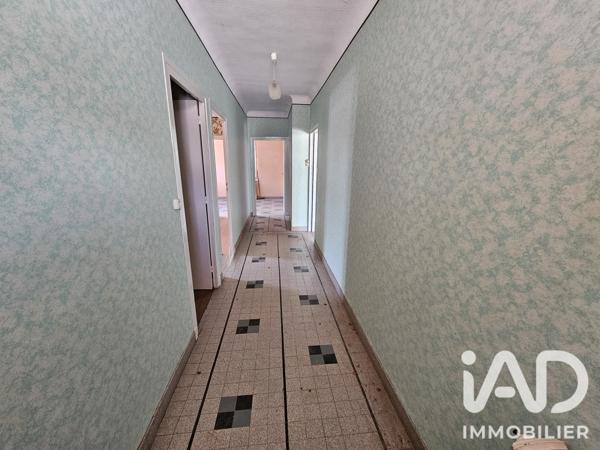 Immeuble à vendre 310 m² Servant