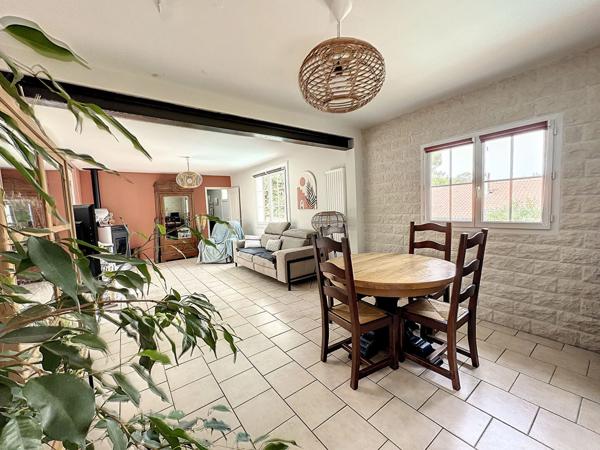 ARCACHON ABATILLES ! Maison 7 pièces de 156 m2 + T2, piscine, parcelle de 1090 m2 !