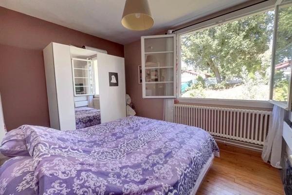 ARCACHON ABATILLES ! Maison 7 pièces de 156 m2 + T2, piscine, parcelle de 1090 m2 !