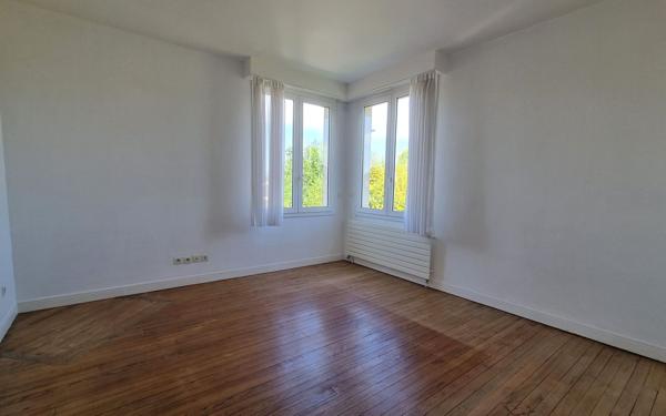 Maison à vendre    5 pièces •  Bizanos