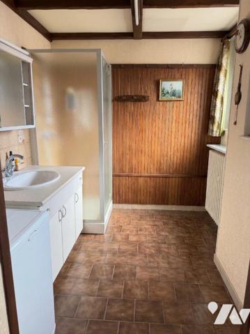 A VENDRE MAISON AVEC DEPENDANCES, GARAGE ET JARDIN
SAINT-QUENTIN QUARTIER REMICOURT