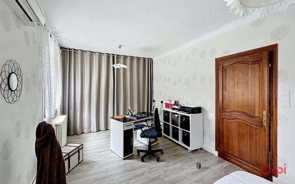 Maison à vendre    5 pièces • 129,05 m2 Bellerive-sur-Allier