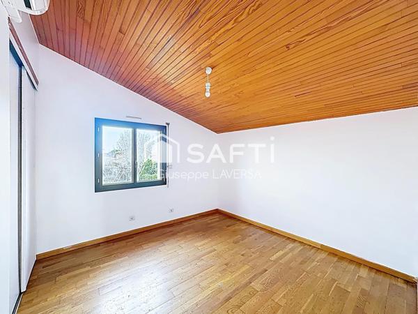 Volumes exceptionnels, lumière naturelle et cadre de vie paisible