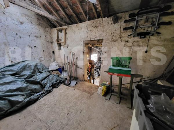 Maison de village à rénover, proche gare SNCF pour Paris ! A visiter sans tarder !!