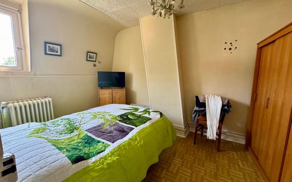 Maison à vendre    4 pièces • 102 m2 Saint-Quentin