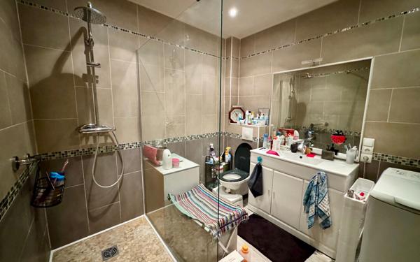 Maison à vendre    4 pièces • 102 m2 Saint-Quentin