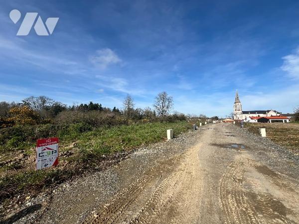 Terrain en coeur de bourg de 348m², avec SDP 150m², offrant de belles opportunités de construction