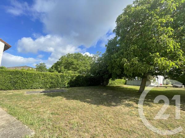 Terrain à vendre  573 m 2   ST PIERRE D OLERON  - 17