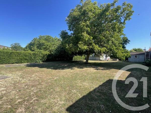 Terrain à vendre  573 m 2   ST PIERRE D OLERON  - 17