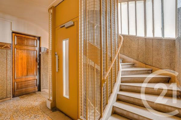 Appartement T2 à vendre  2 pièces - 49,71 m2 PARIS - 75015