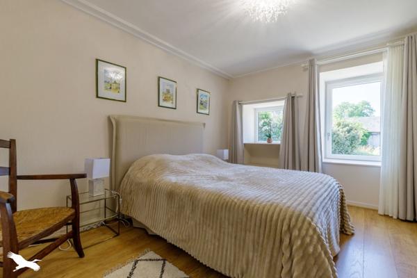 Maison à vendre |  Saint-Agnant-de-Versillat |  6 pièces | 161 m²