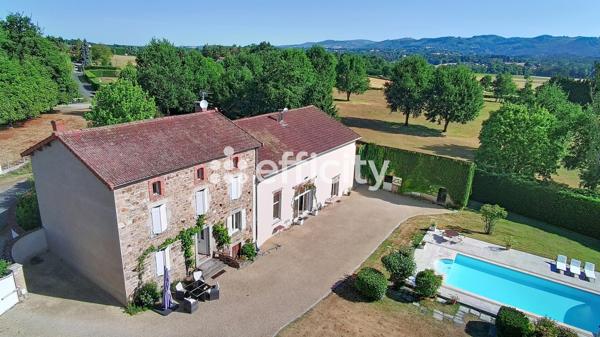 Maison
         10 pièces
        - 380 m² Bien prestige 798 000 € *