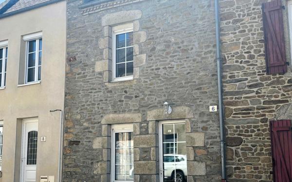 Maison à louer    3 pièces •  Moulins-le-Carbonnel