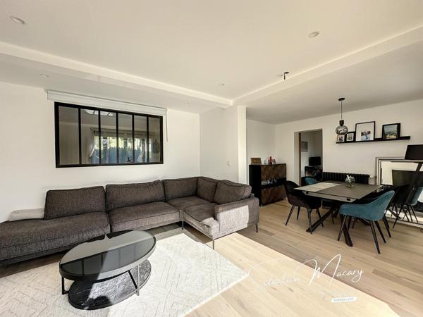 Maison familiale avec grand terrain - 4 chambres