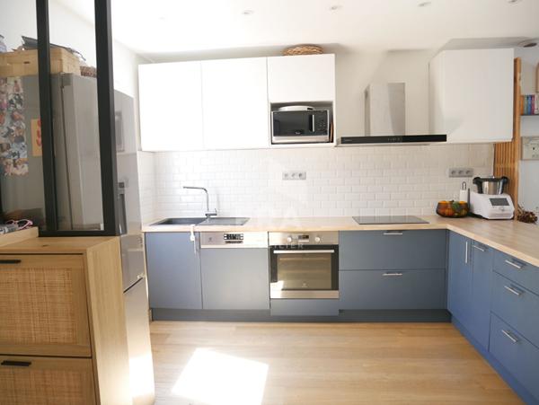 Secteur le THOLONET villa T' de 85 m² avec jardinets et garage non attenant