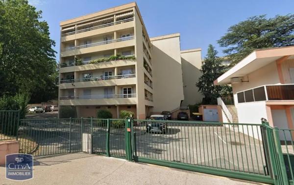 Appartement à louer 4 pièces 88.59m²