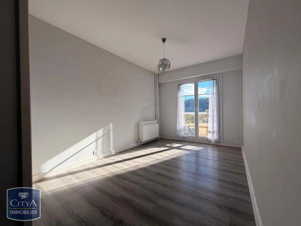 Appartement à louer 4 pièces 88.59m²