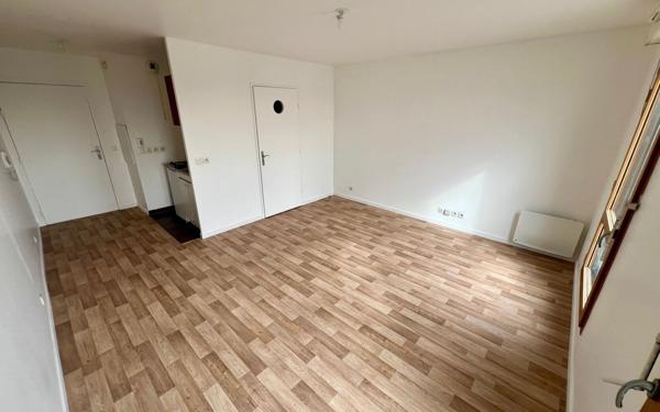 Appartement à vendre    1 pièce • 26,50 m2 Le Bourget