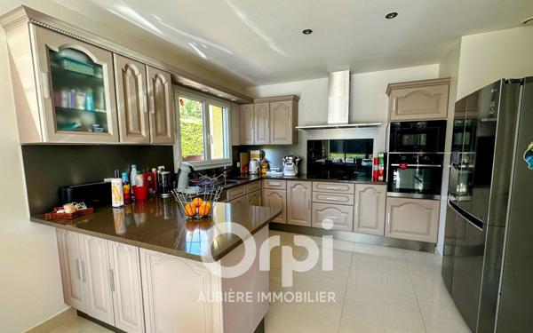 Maison à vendre    5 pièces •  Pérignat-lès-Sarliève