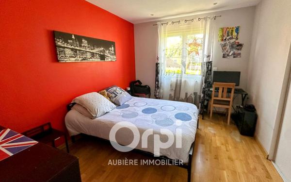 Maison à vendre    5 pièces •  Pérignat-lès-Sarliève