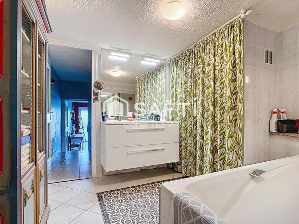 BEL APPARTEMENT / MAISON